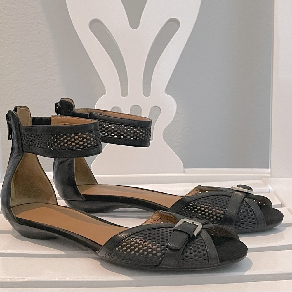Nine West Black Leather Flats with Ankle Strap, Size 7